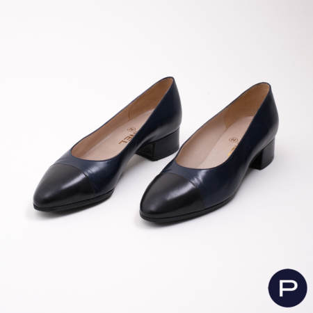 CHANEL - PAIRE D'ESCARPINS