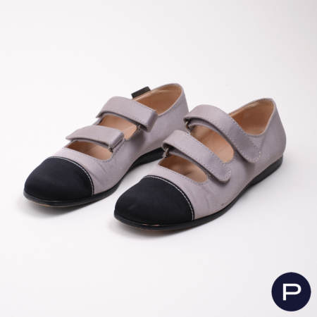 CHANEL - PAIRE DE BABIES