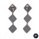 YVES SAINT LAURENT - EARLY 1980'S- PAIRE DE BOUCLES D'OREILLES