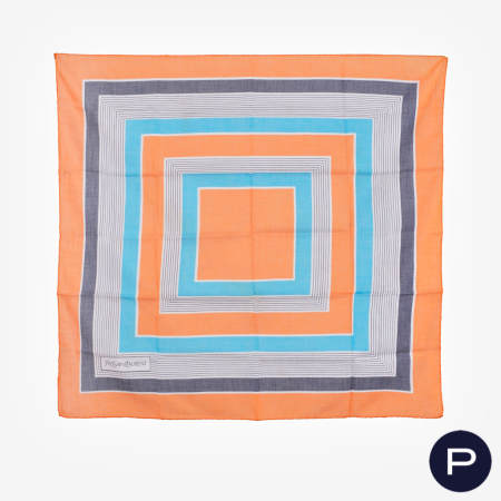 YVES SAINT LAURENT - 1970'S - CARRÉ