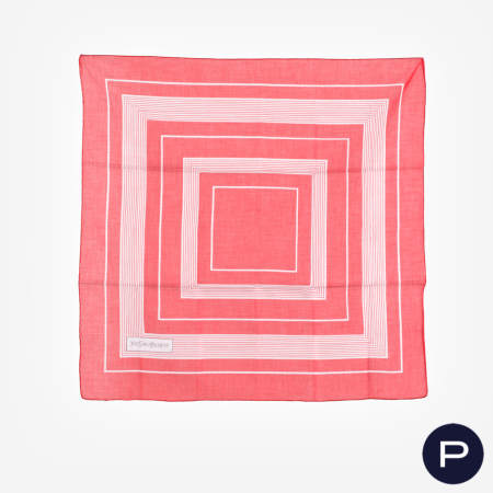 YVES SAINT LAURENT - 1970'S - CARRÉ