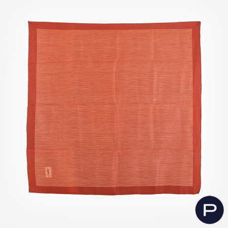 YVES SAINT LAURENT - CIRCA 1980 - CARRÉ