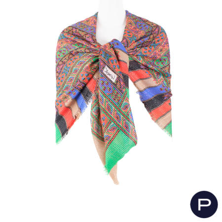 YVES SAINT LAURENT - CIRCA 1980 - GRAND CARRÉ