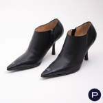 CHANEL - PAIRE DE LOW BOOTS