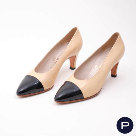 CHANEL - PAIRE D'ESCARPINS