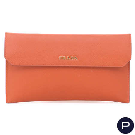 PRADA - CIRCA 2014 - POCHETTE