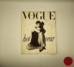 VOGUE IT - 1994, 1992, 1990, 1987, 1979, 1977, 1976, 1975, 1973 - 12 MAGAZINES