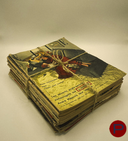 ELLE - 1955 - 18 MAGAZINES