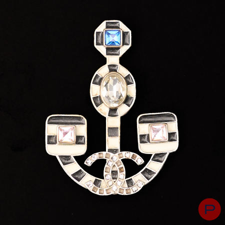 CHANEL - 2018- BROCHE