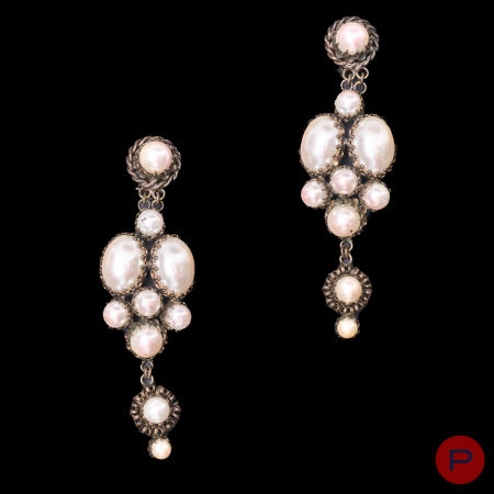 CIS CISSY ZOLTOWSKA X ATTRIBUÉ(E)(S)- PAIRE DE BOUCLES D'OREILLES