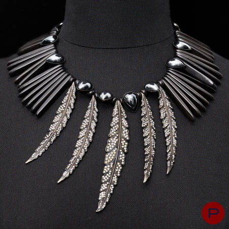 YVES SAINT LAURENT - 1980'S- COLLIER