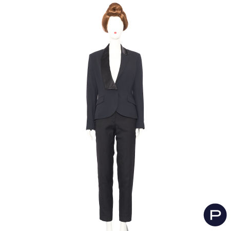 CHRISTIAN DIOR BOUTIQUE - CIRCA 2010 - VESTE