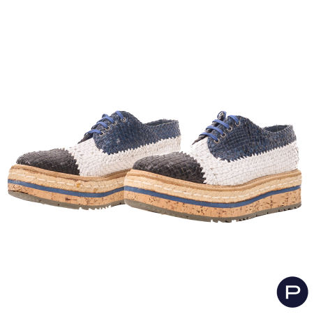 PRADA - PAIRE DE DERBIES