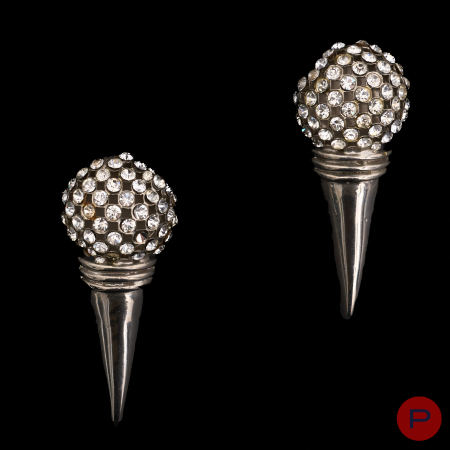 GIANNI VERSACE X UGO CORREANI  - CIRCA 1980- PAIRE DE BOUCLES D'OREILLES