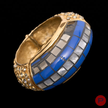 YVES SAINT LAURENT X ROBERT GOOSSENS - LATE 1970'S- MANCHETTE