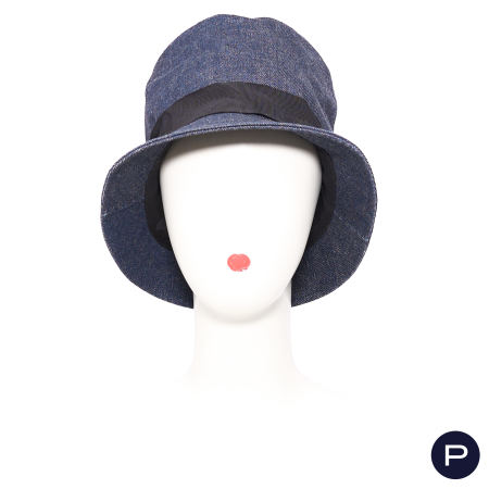 10 CORSO COMO COMME DES GARÇONS  - CHAPEAU