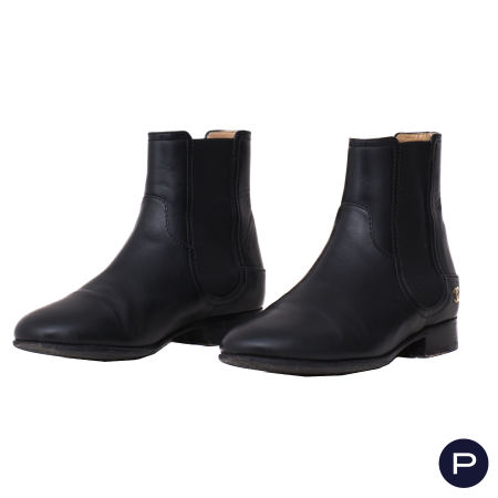 CHANEL - PAIRE DE BOTTINES
