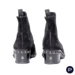 CHANEL - PAIRE DE BOTTINES