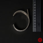 DIOR HOMME X HEDI SLIMANE - PRINTEMPS-ÉTÉ 2002- MANCHETTE