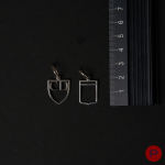 DIOR HOMME X HEDI SLIMANE - AUTOMNE-HIVER 2002/03- PAIRE DE BOUCLES D'OREILLES