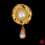 YVES SAINT LAURENT- BROCHE-PENDENTIF