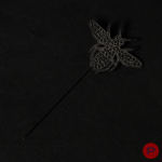 DIOR HOMME X ARTHUS BERTRAND - PRINTEMPS-ÉTÉ 2004- BROCHE