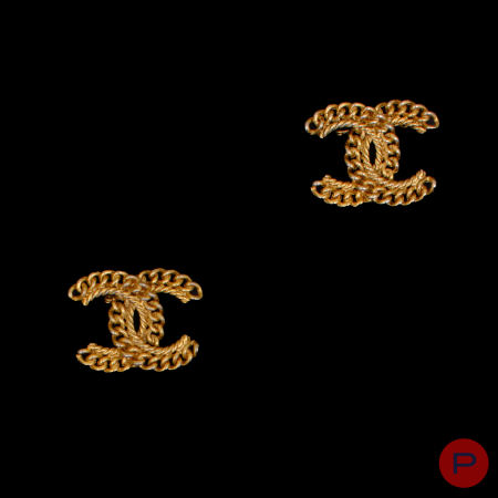 CHANEL X ATTRIBUÉ(E)(S)- BROCHES