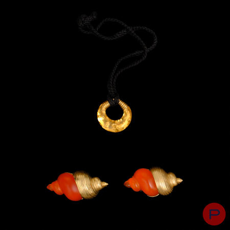 CHRISTIAN DIOR, CHRISTIAN DIOR PARFUMS - DONT, 1995- COLLIER, BROCHE-PENDENTIF