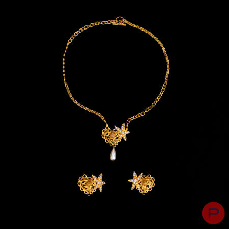 CHRISTIAN LACROIX - 1990/2000'S- DEMI-PARURE, COLLIER, PAIRE DE BOUCLES D'OREILLES