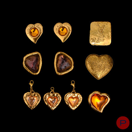 YVES SAINT LAURENT - 1980/90'S- BOUCLES D'OREILLES, CHARM