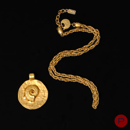 YVES SAINT LAURENT - 1980/90'S- PENDENTIF, COLLIER