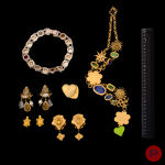 ZOÉ COSTE, ANONYME, REMINISCENCE, HERMÈS PARFUM- COLLIER, SAUTOIR, BOUCLES D'OREILLES, AUTRES