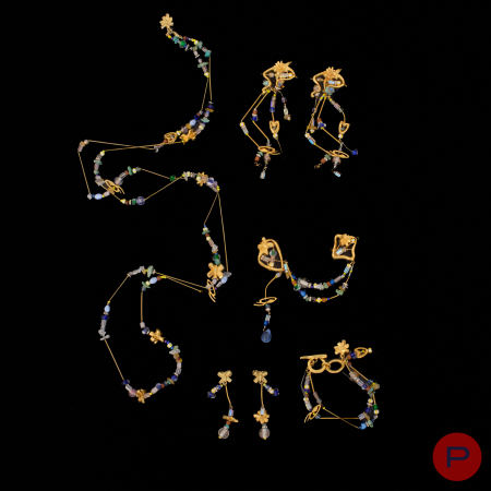 CHRISTIAN LACROIX - 1990/2000'S- SAUTOIR  DOUBLE, BOUCLES D'OREILLES, BROCHE DOUBLE, BRACELET