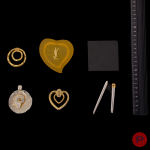 YVES SAINT LAURENT - 1980/90'S- MIROIR, PENDENTIF, AUTRES