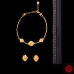 KARL LAGERFELD - 1990'S- COLLIER, PAIRE DE BOUCLES D'OREILLES