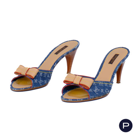 LOUIS VUITTON - PAIRE DE SANDALES