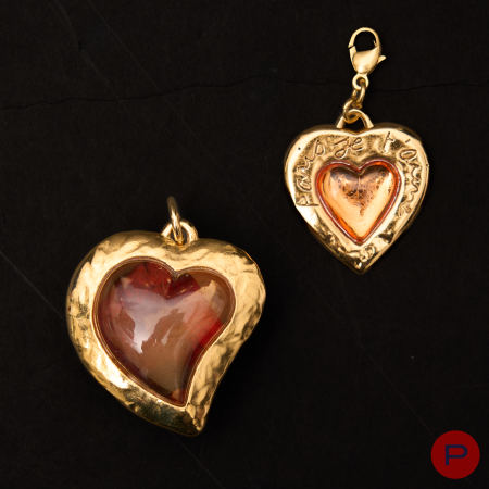 YVES SAINT LAURENT - 1980/90'S- PENDENTIF, CHARM