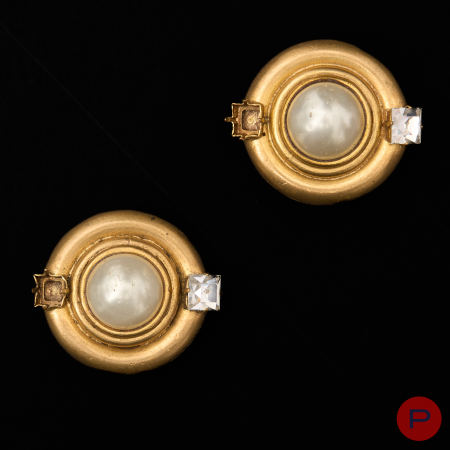 CHANEL - 1983- PAIRE DE BOUCLES D'OREILLES