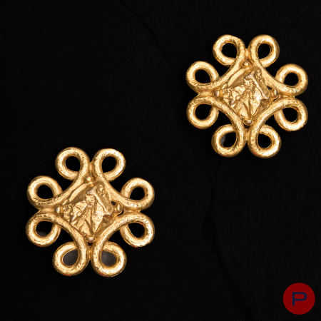 YVES SAINT LAURENT - 1980'S- PAIRE DE BOUCLES D'OREILLES