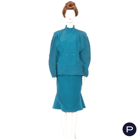 THIERRY MUGLER - AUTOMNE-HIVER 1983/84 - ENSEMBLE, VESTE CROISÉE, JUPE