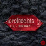 DOROTHÉE BIS E. & J. JACOBSON - AUTOMNE-HIVER 1977/78 - MANTEAU