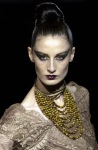 VALENTINO GARAVANI - AUTOMNE-HIVER 2002/03- COLLIER