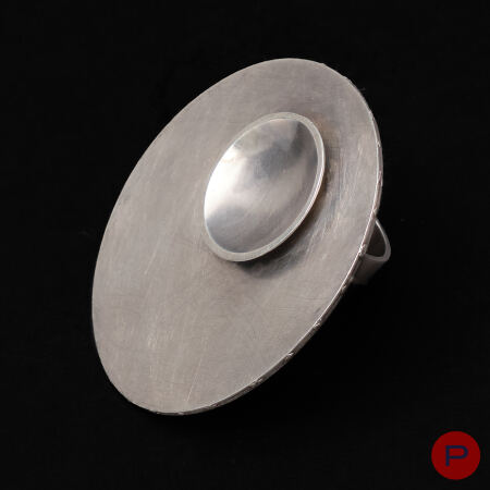 TRAVAIL D'ARTISTE- BAGUE