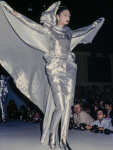 THIERRY MUGLER - AUTOMNE-HIVER 1979/80 - ROBE