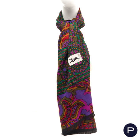 YVES SAINT LAURENT - CIRCA 1980 - GRAND CARRÉ