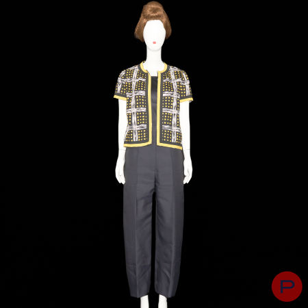 CASTILLO - CIRCA 1960 - VESTE
