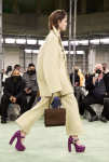 BOTTEGA VENETA X MATTHIEU BLAZY - AUTOMNE-HIVER 2022/23 - VESTE CROISÉE