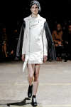 COMME DES GARÇONS - PRINTEMPS-ÉTÉ 2011 - PERFECTO