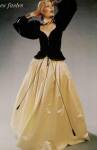 SAINT LAURENT RIVE GAUCHE - CIRCA 1977 - CORSAGE