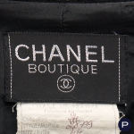 CHANEL BOUTIQUE - CIRCA 1993 - VESTE